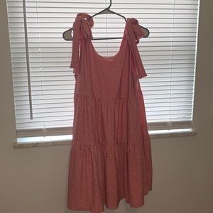 Eyelet dress perfect for summer vacation! XL